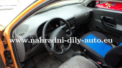 VW Caddy oranžová na náhradní díly Praha / nahradni-dily-auto.eu