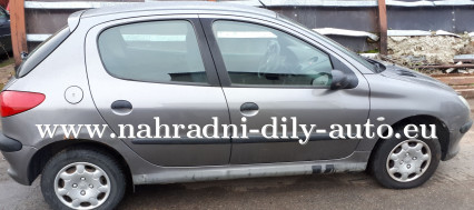 Peugeot 206 šedá metalíza na díly Brno / nahradni-dily-auto.eu