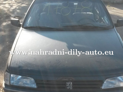 Peugeot 405 modrá na díly Brno / nahradni-dily-auto.eu