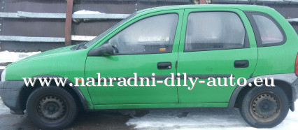 Opel Corsa zelená na díly Brno / nahradni-dily-auto.eu