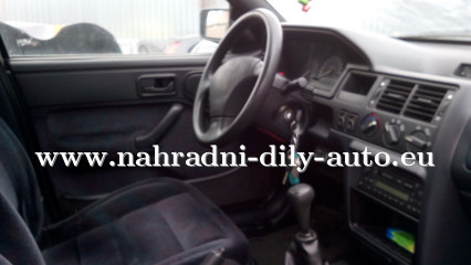 Ford Escort černá - díly z tohoto vozu / nahradni-dily-auto.eu