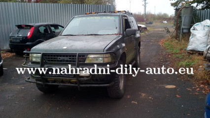 Opel Frontera zelená - díly z tohoto vozu / nahradni-dily-auto.eu