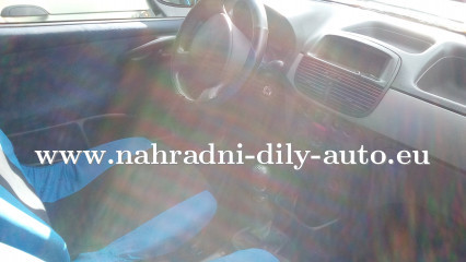 Fiat Punto stříbrnomodrá - díly z tohoto vozu / nahradni-dily-auto.eu