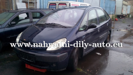 Citroen Xsara Picasso modrá - díly z tohoto vozu / nahradni-dily-auto.eu