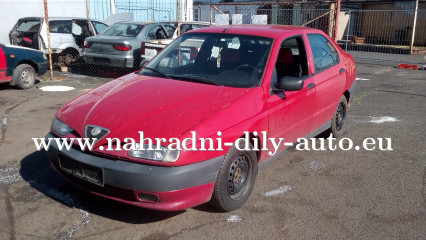 Alfa Romeo 146 červená - díly z tohoto vozu / nahradni-dily-auto.eu