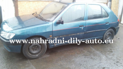 Peugeot 306 modrá na náhradní díly Tábor / nahradni-dily-auto.eu