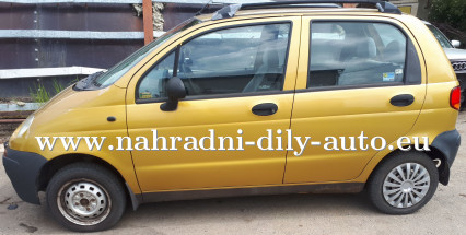 Daewoo Matiz zlatá metalíza na náhradní díly Brno / nahradni-dily-auto.eu