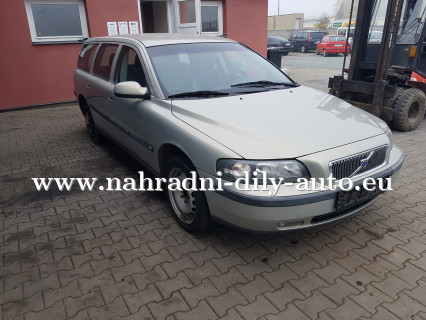 VOLVO V70 2.5 TDi  na náhradní díly Pardubice / nahradni-dily-auto.eu