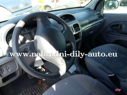 RENAULT CLIO 1.4i Automat na náhradní díly Pardubice / nahradni-dily-auto.eu