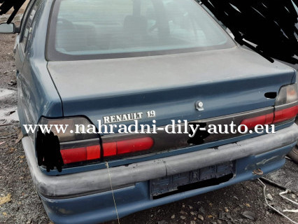 Renault 19 na díly Prachatice / nahradni-dily-auto.eu